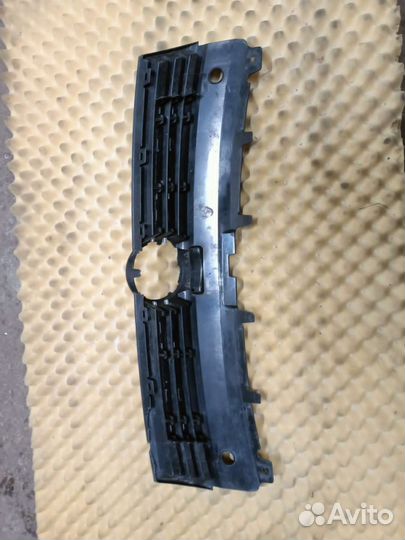 Решетка радиатора volkswagen polo седан