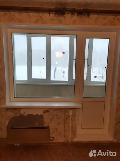 Балконный блок с дверью