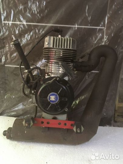 Парамотор Хирт F33