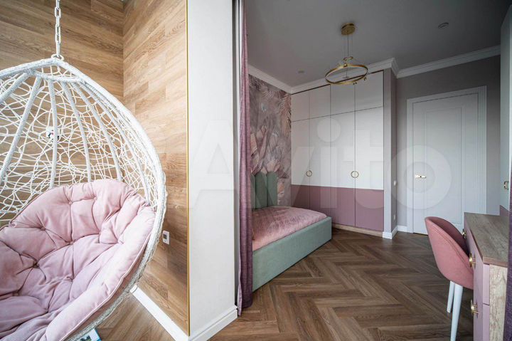 4-к. квартира, 128 м², 19/22 эт.