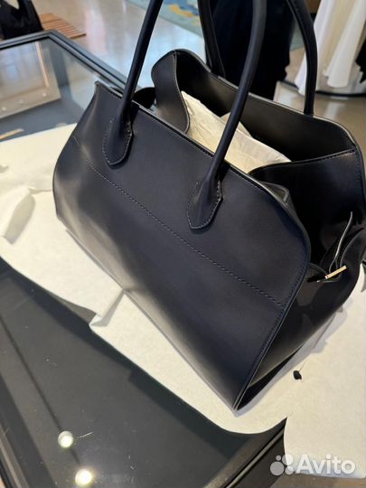 The Row Margaux 15 сумка (гладкая кожа)