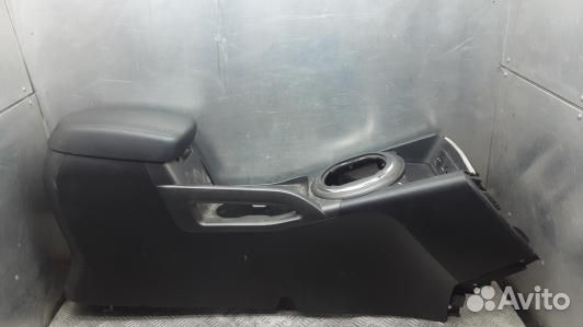 Подлокотник центральный KIA sportage 3 (2BL19IX01)