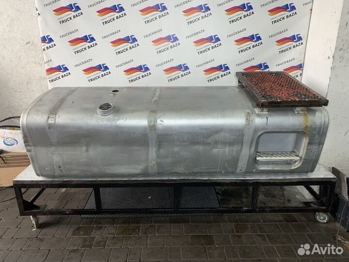 Бак топливный 800 L Man TGA