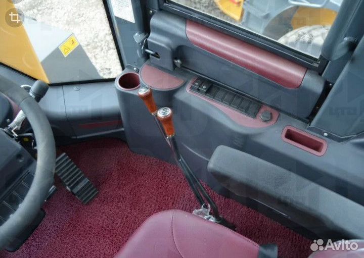 Фронтальный погрузчик Lonking LG833N, 2023