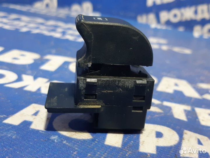 Кнопка стеклоподъемника Chery Amulet лифтбэк 2006