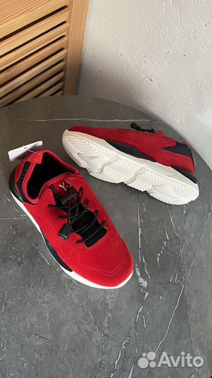 Кроссовки 33