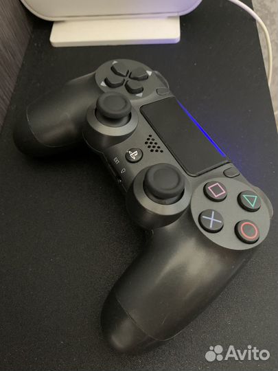 Sony PS4 Monster White