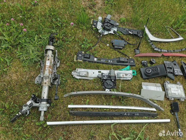 Пластик салона Opel Astra J 2011 год 1.6 АКПП