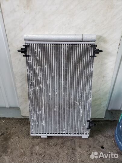 Peugeot 308 Радиатор кондиционера