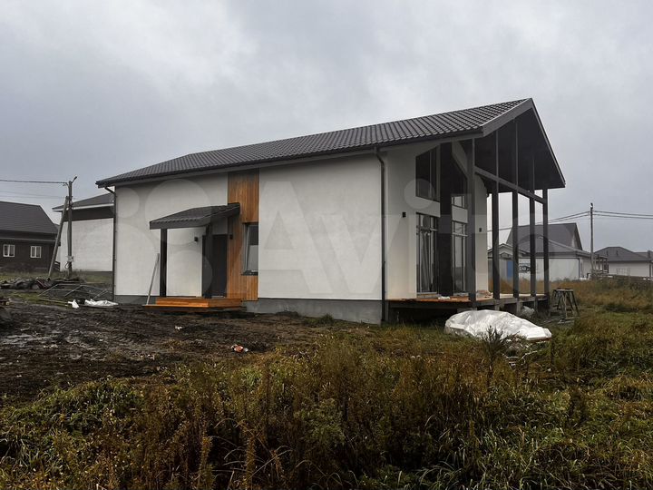 Дом 145 м² на участке 8 сот.