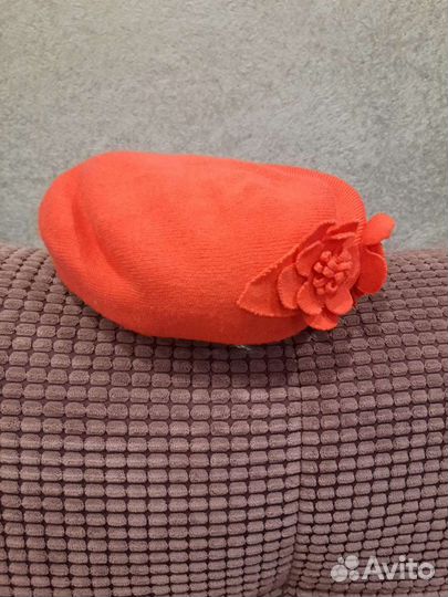 Головные уборы женские