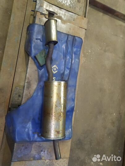 Кулак в зборе со ступицей стойкой и суппортом от м