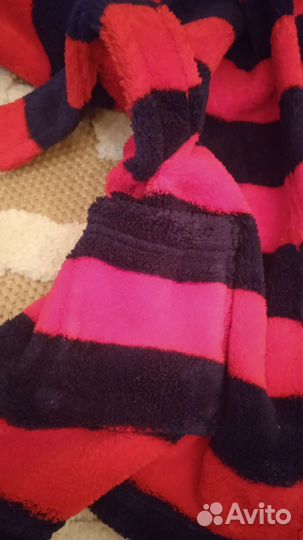 Халат красно чёрный