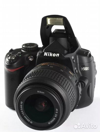 Nikon D5000