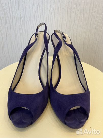 Босоножки gucci 39,5 размнр