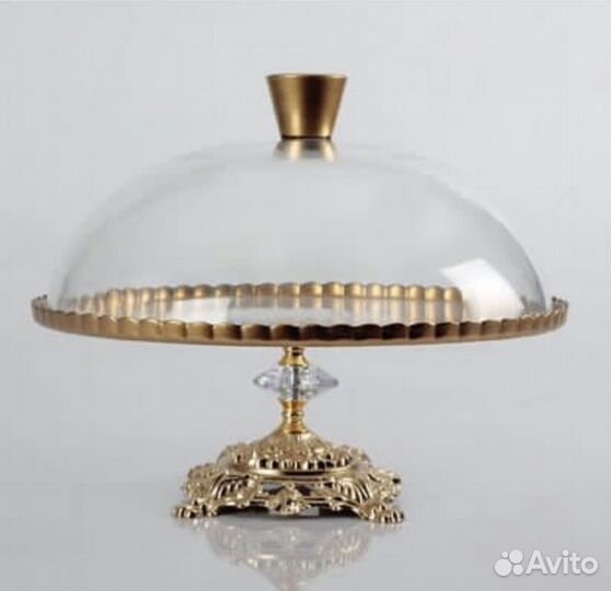 Тортница на ножке