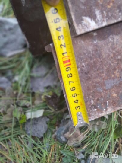 Уголок металлический 125х125х8