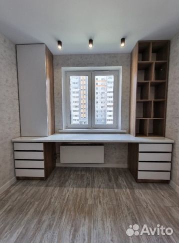 Рабочая зона у окна