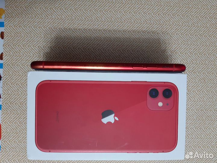 iPhone 11, 64 ГБ