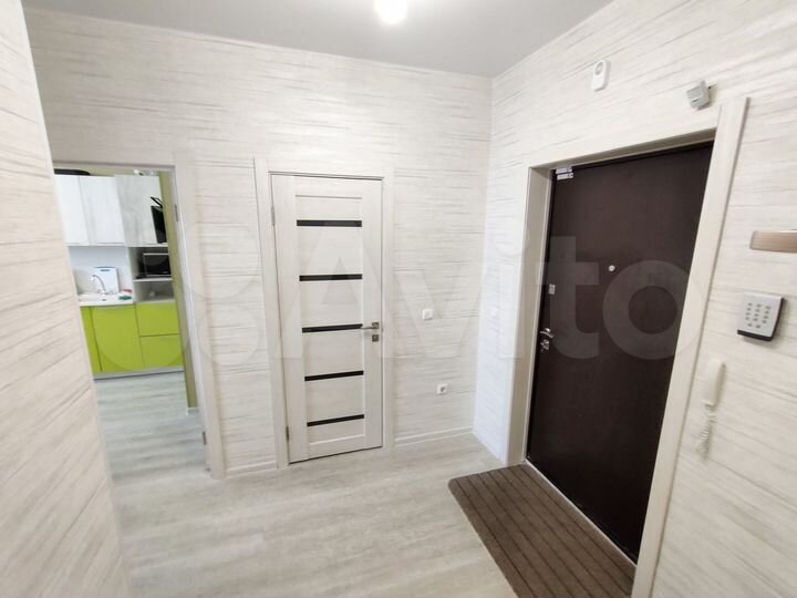 2-к. квартира, 56 м², 13/18 эт.