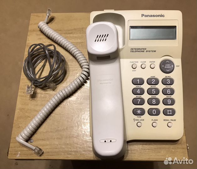 Телефон Panasonic стационарный