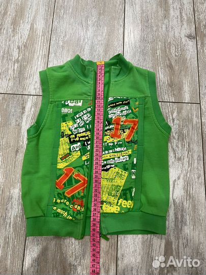 Жилетки трикотажные детские