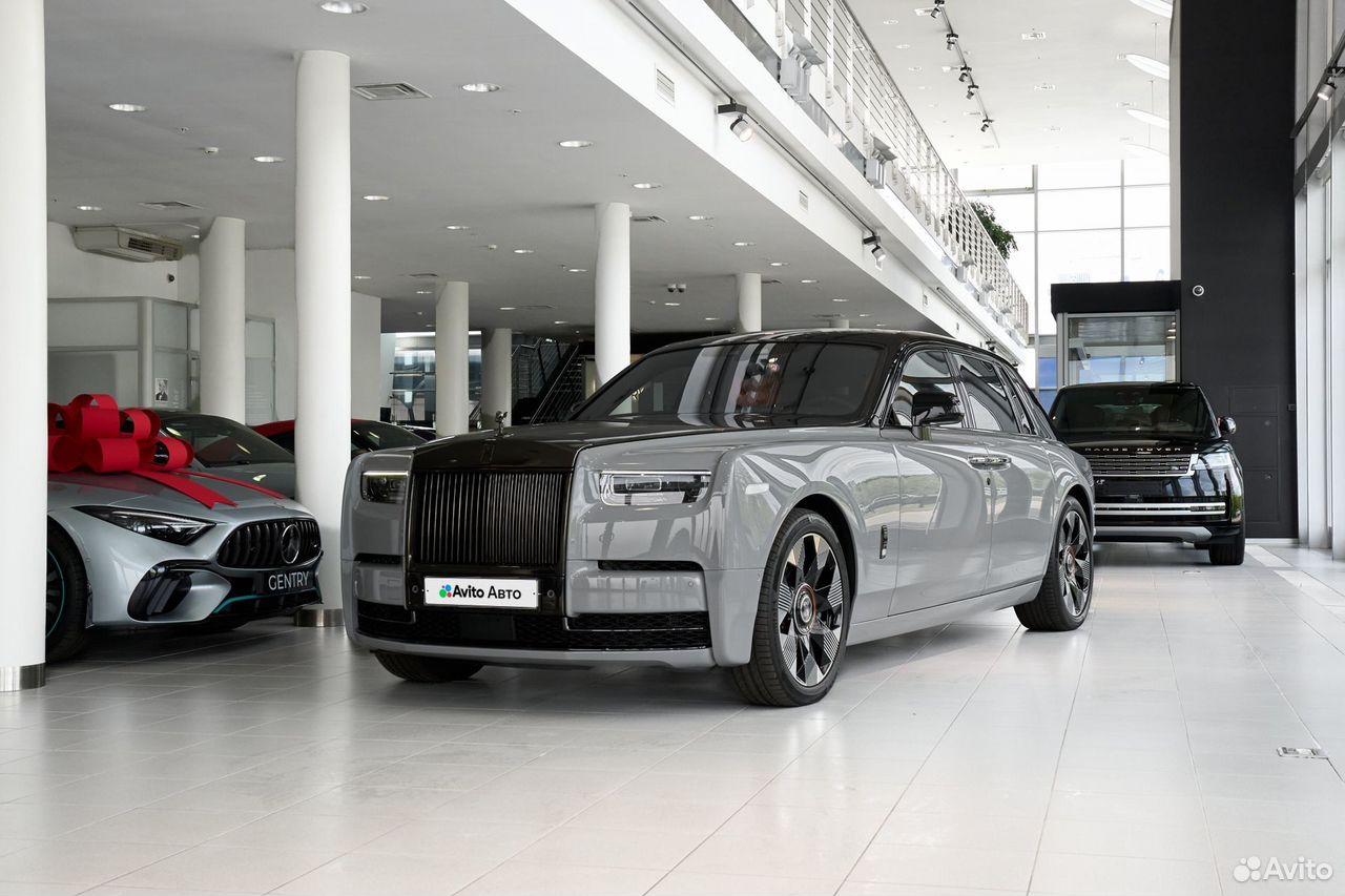 Rolls-Royce Phantom 6.8 AT, 2024, 1 242 км
