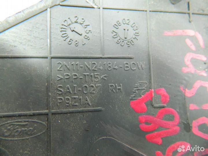 Обшивка двери передней правой для Ford Fusion 200