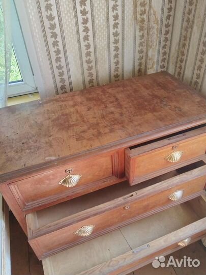 Комод деревянный старинный