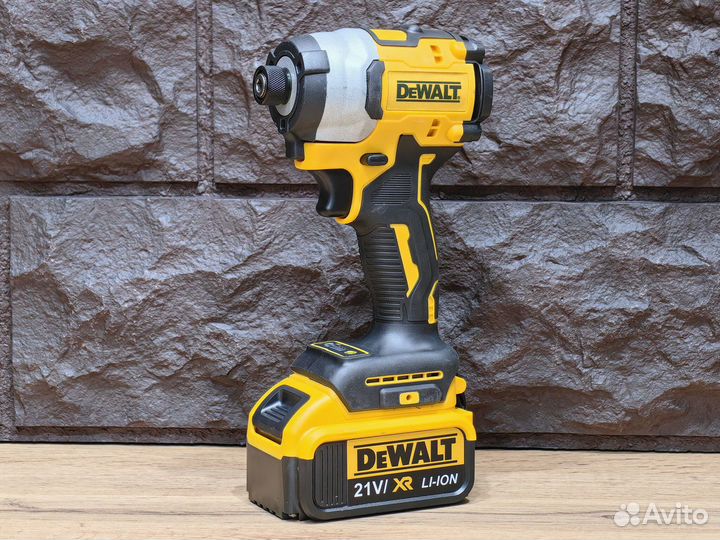 Винтоверт DeWalt 18v