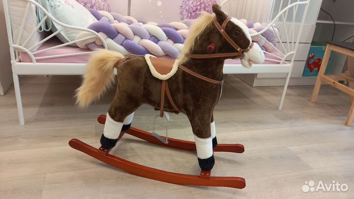 Детская качалка лошадь