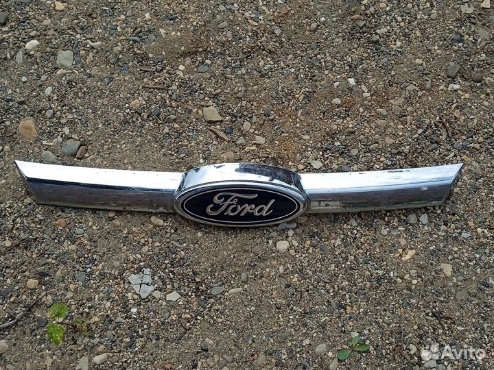 Ford Ranger 2010 Хром на решетку радиаторов