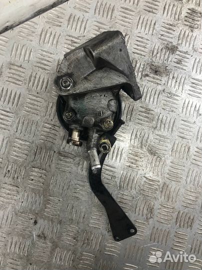 Насос гидроусилителя руля Ниссан Блюберд Силфи