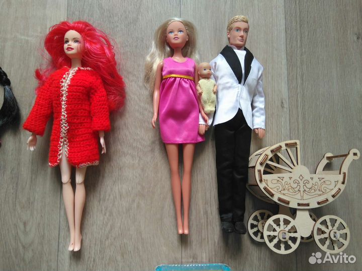 Много разных кукол