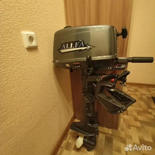 Лодочный мотор