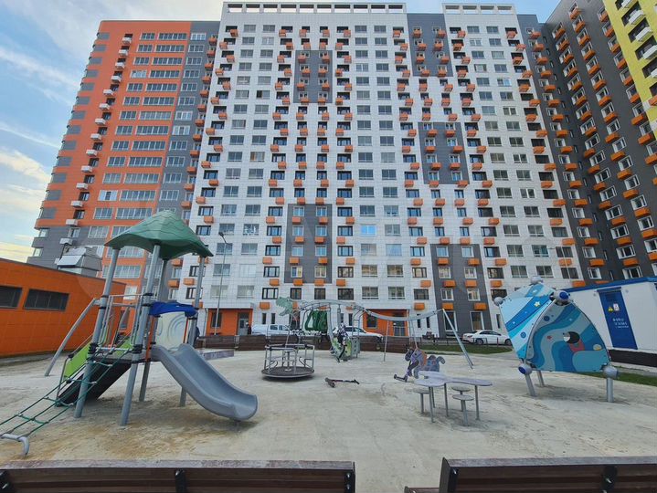 Комната 19 м² в 6-к., 2/18 эт.