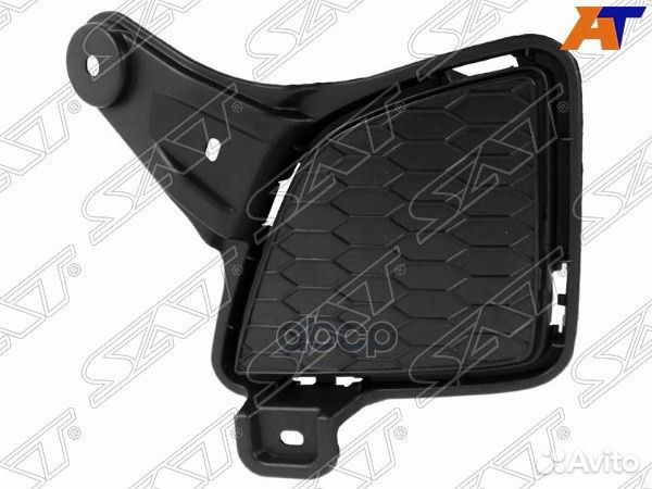 Заглушка Toyota Hiace 10-20 / Quantum 04- (Слева)