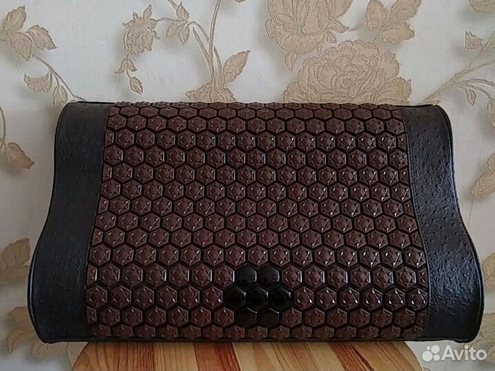 Оздоровительная ортопедическая подушка с массажем