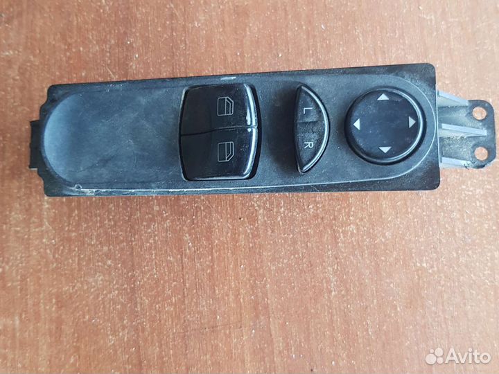 Mercedes sprinter кнопка стеклоподъемники