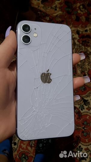iPhone 11, 128 ГБ