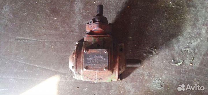 Угловой редуктор для сельхозтехники