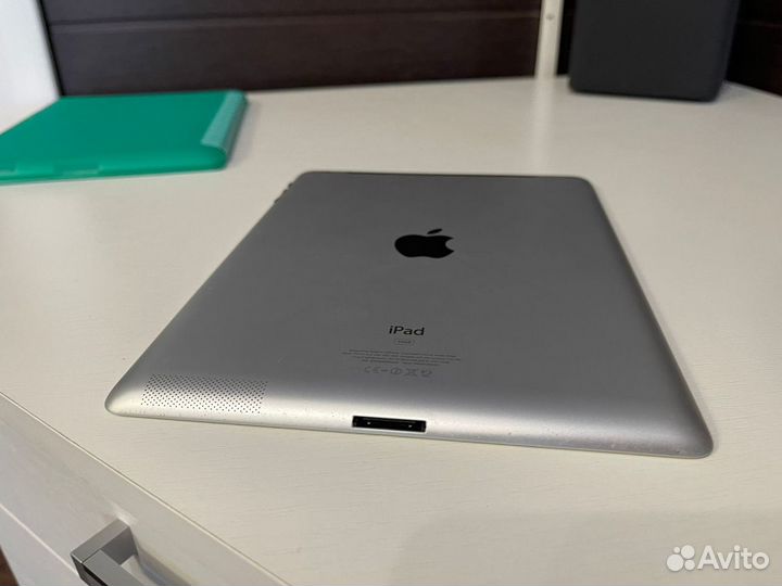 Планшет Apple iPad 2 16Gb Wi-Fi + 3G