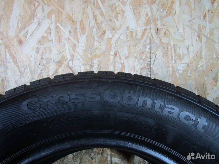 Continental ContiCrossContact Winter 235/60 R17