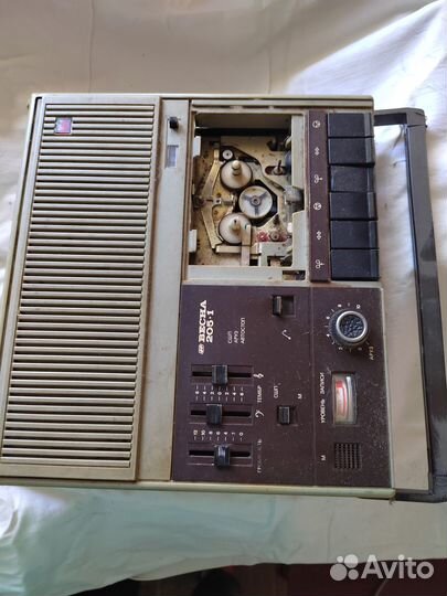 Радиоприемники, магнитофоны СССР