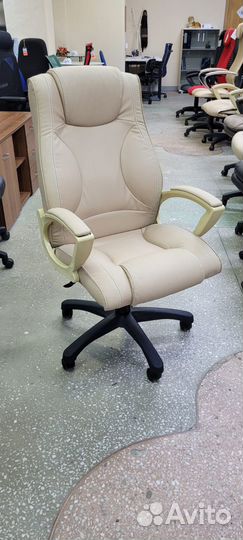 Компьютерное кресло офисное кресло