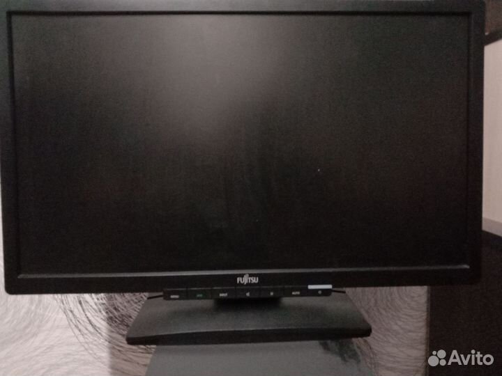 Компьютер: системный блок и монитор