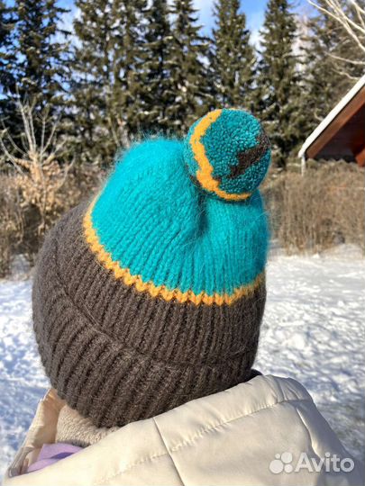 Шапка с помпоном