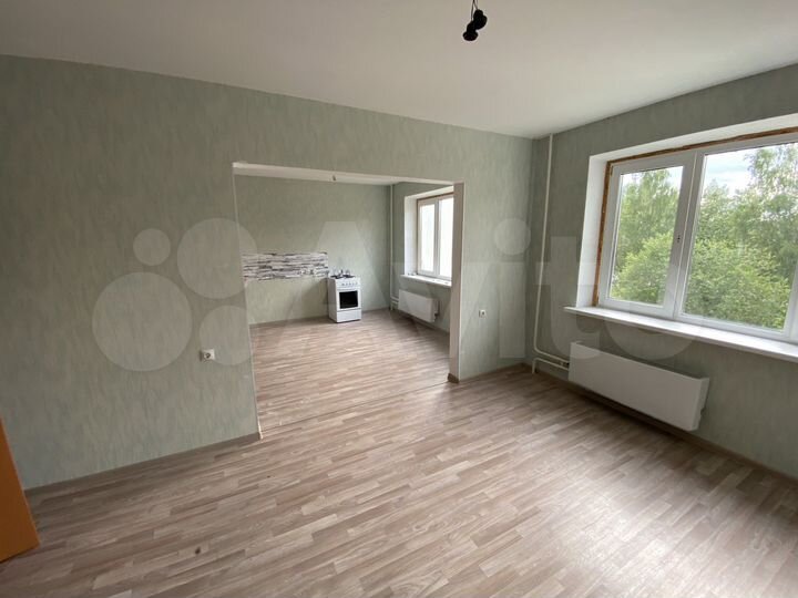 3-к. квартира, 82 м², 3/12 эт.