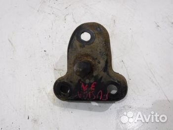 Кронштейн задней балки