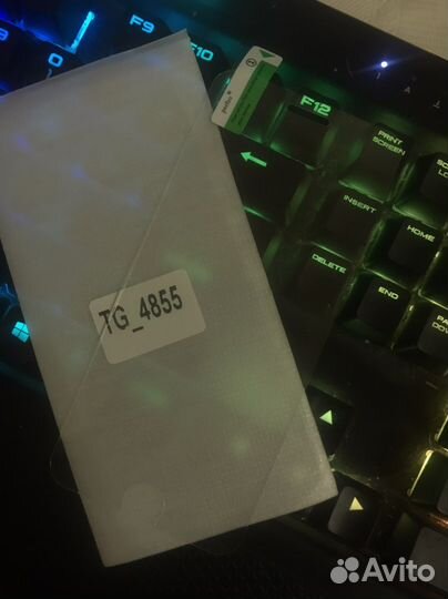 Защитное стекло на iPhone 6/7/8